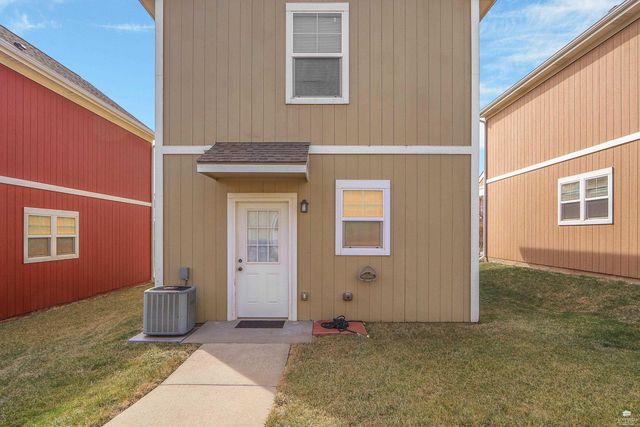 2616 Valentine Lane, Junction City, KS 66441