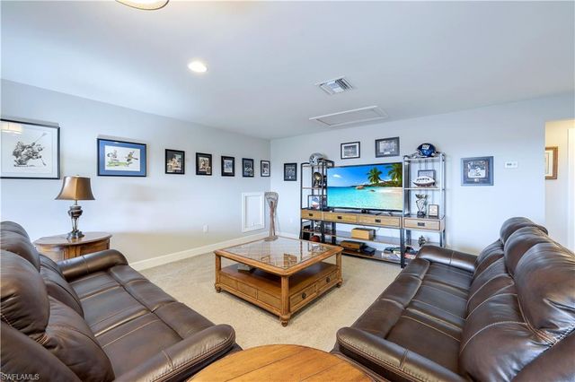 9437 Whooping Crane WAY, Naples, FL 34120