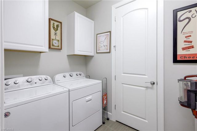 9437 Whooping Crane WAY, Naples, FL 34120