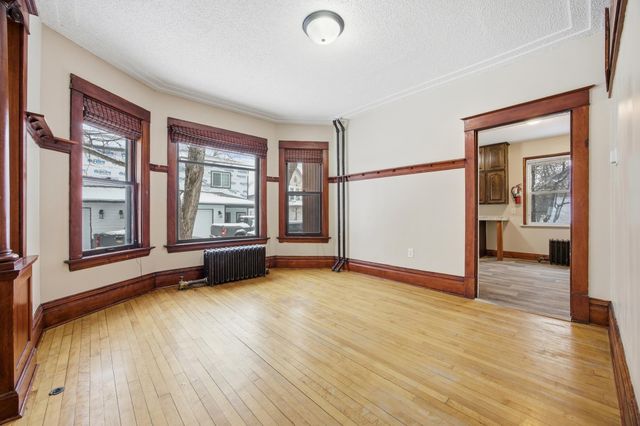 819 7th Avenue S, Moorhead, MN 56560