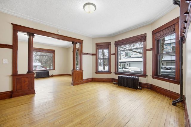 819 7th Avenue S, Moorhead, MN 56560