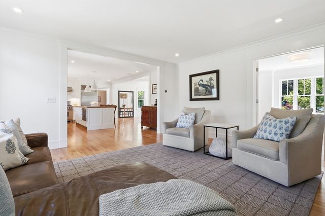 25 Stow Street, Concord, MA 01742