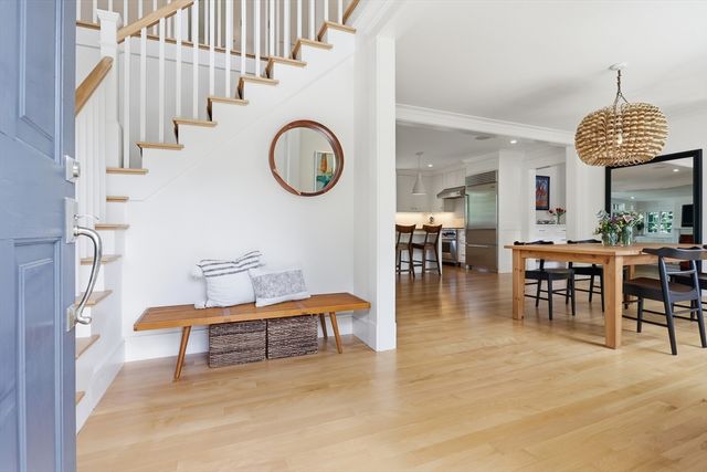 25 Stow Street, Concord, MA 01742