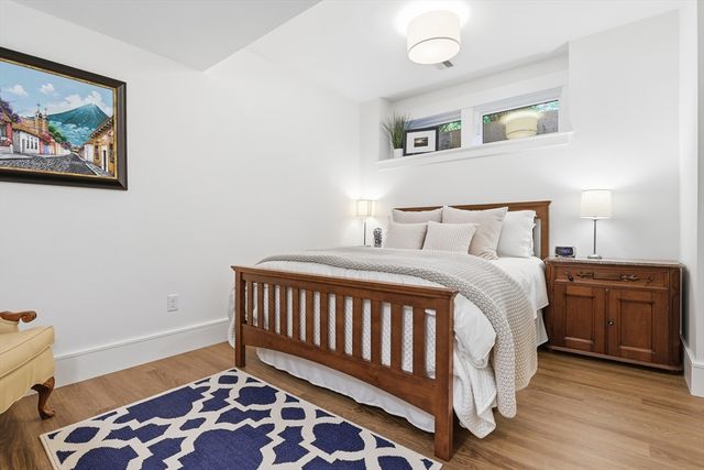 25 Stow Street, Concord, MA 01742