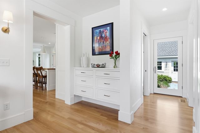 25 Stow Street, Concord, MA 01742