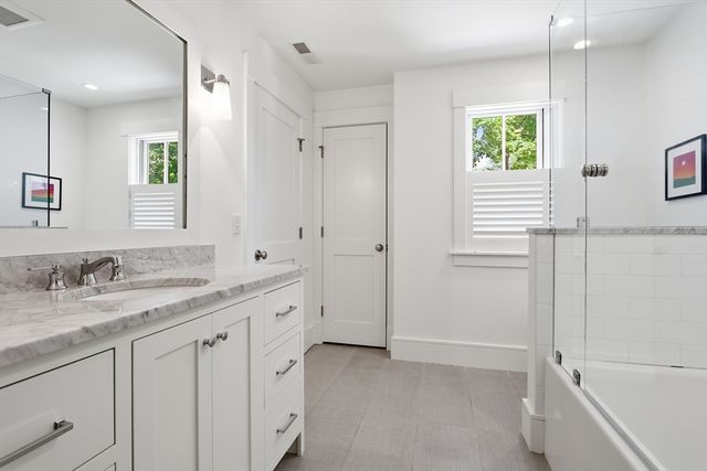 25 Stow Street, Concord, MA 01742