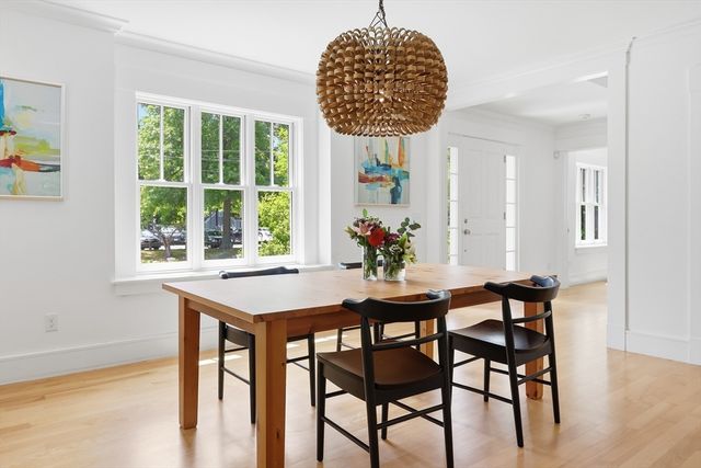 25 Stow Street, Concord, MA 01742