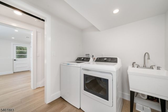 157 Circle Dr, Long Hill Twp., NJ 07946