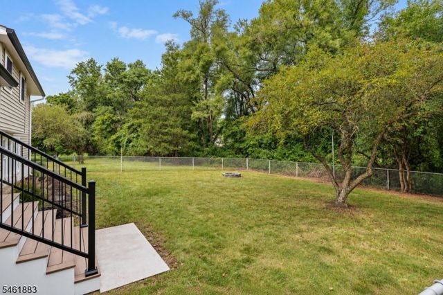 157 Circle Dr, Long Hill Twp., NJ 07946