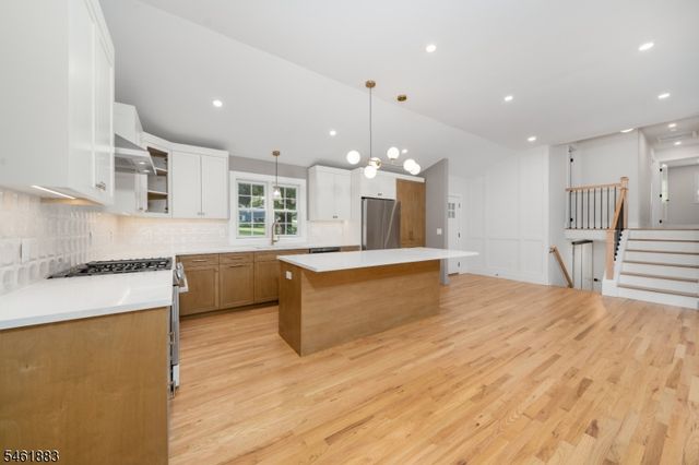 157 Circle Dr, Long Hill Twp., NJ 07946