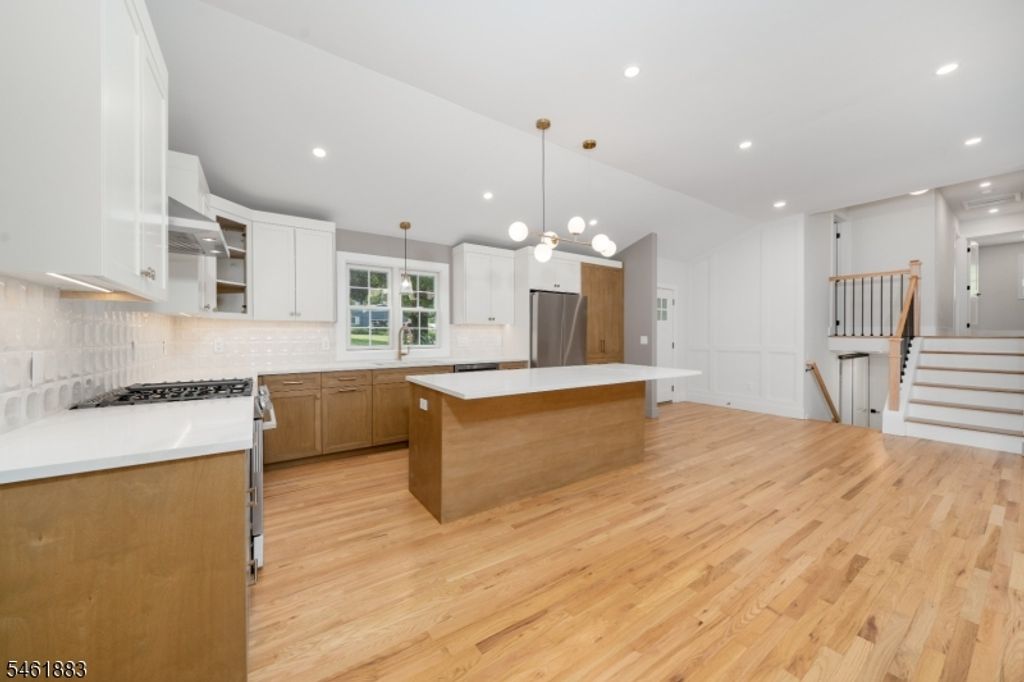 157 Circle Dr, Long Hill Twp., NJ 07946 — photo 4