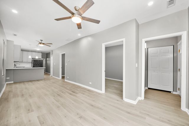 3328 S Damen Avenue, Chicago, IL 60608