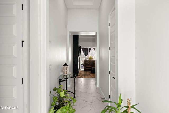 7287 BOBCAT HOLLOW Drive, El Paso, TX 79911