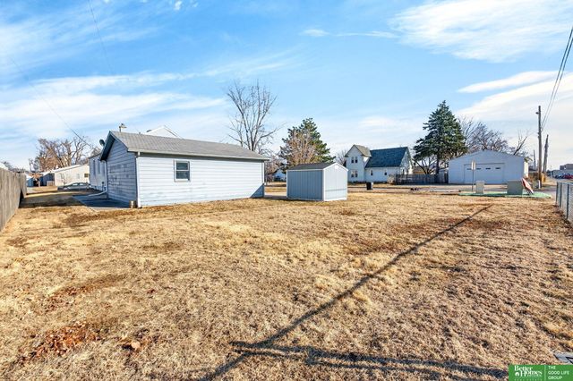 2902 Grebe Street, Omaha, NE 68112