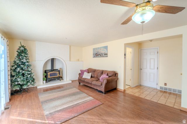 7529 S SPRINGBROOK DR, West Jordan, UT 84084