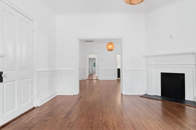 16 Moultrie Street, Charleston, SC 29403