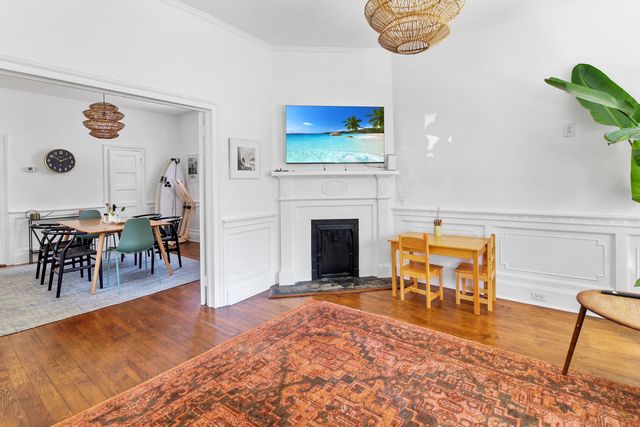 16 Moultrie Street, Charleston, SC 29403