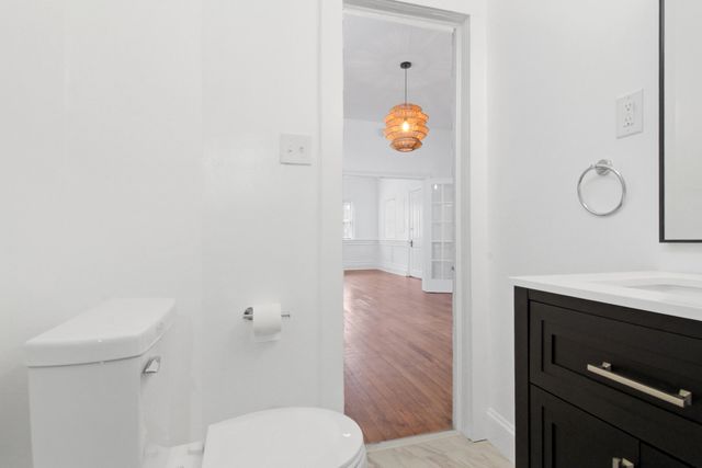 16 Moultrie Street, Charleston, SC 29403