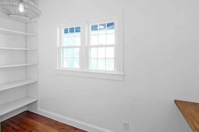 16 Moultrie Street, Charleston, SC 29403