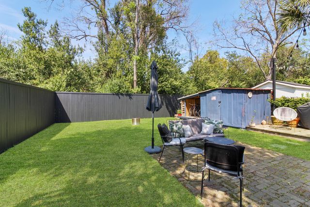 16 Moultrie Street, Charleston, SC 29403