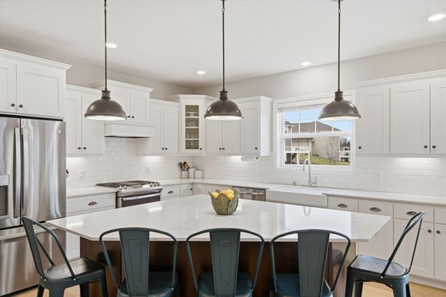 6675 Carriage Way, Corcoran, MN 55340