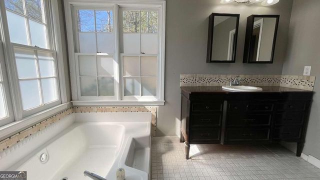 104 Paces Lakes Ridge, Dallas, GA 30157