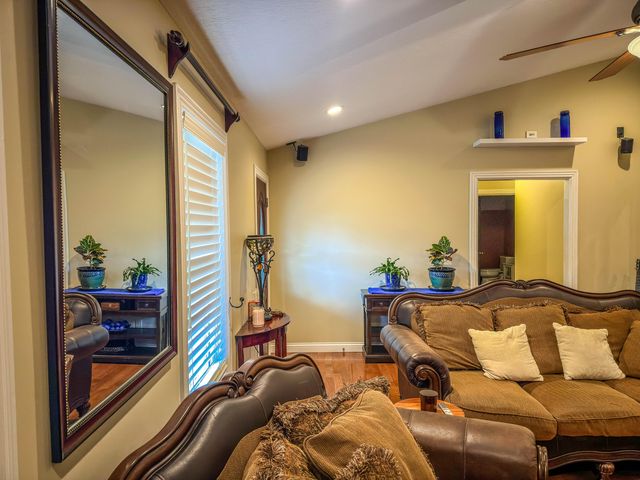 54 Talon Trail, London, KY 40744