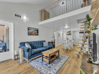 424 N CENTER ST #301, Salt Lake City, UT 84103