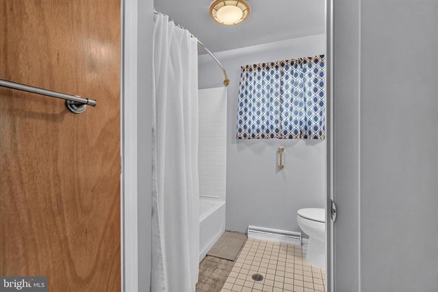 134 YORKSHIRE DR, Mechanicsburg, PA 17055