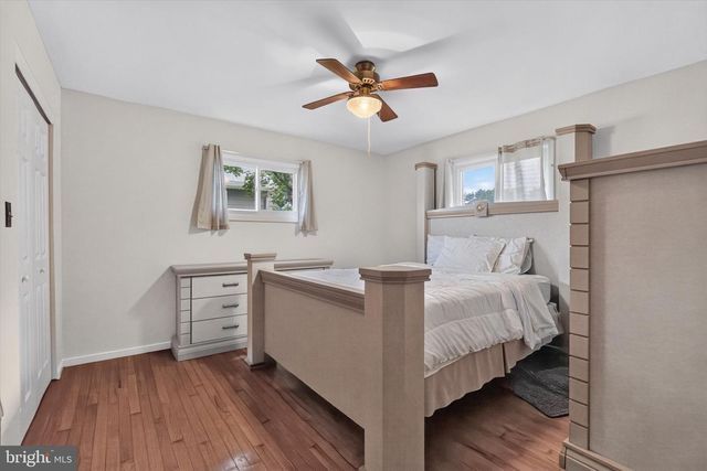 134 YORKSHIRE DR, Mechanicsburg, PA 17055