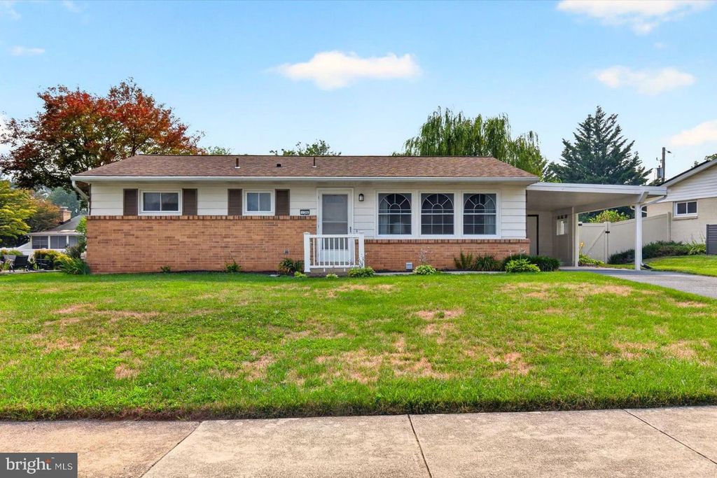 134 YORKSHIRE DR, Mechanicsburg, PA 17055