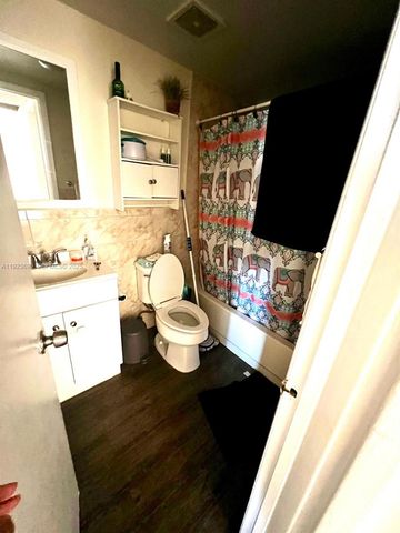 20102 SW 123rd Dr, Miami, FL 33177