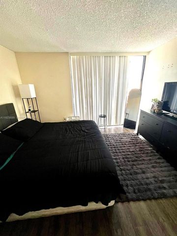 20102 SW 123rd Dr, Miami, FL 33177