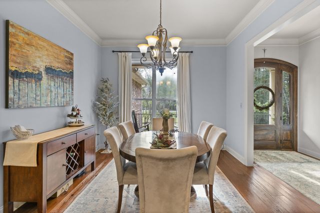 52 Brookline Dr., Hattiesburg, MS 39402