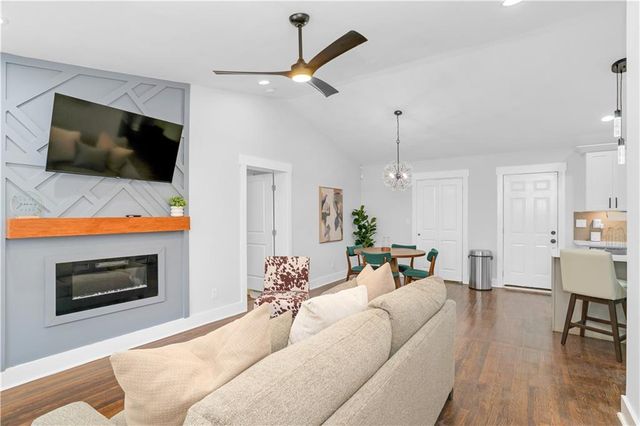 1934 Pinedale Place, Decatur, GA 30032