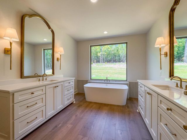 19105 Waterview Meadows Lane, Roland, AR 72135