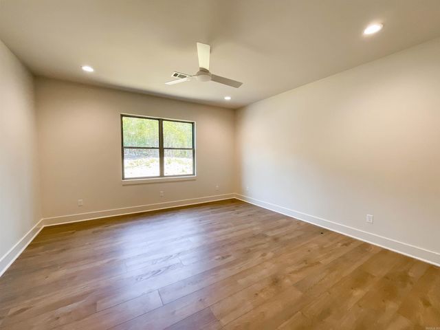 19105 Waterview Meadows Lane, Roland, AR 72135