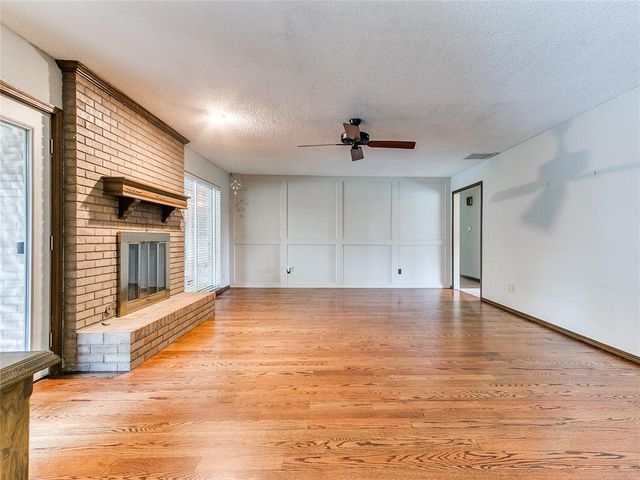 106 N Trail Ridge Road, Edmond, OK 73012