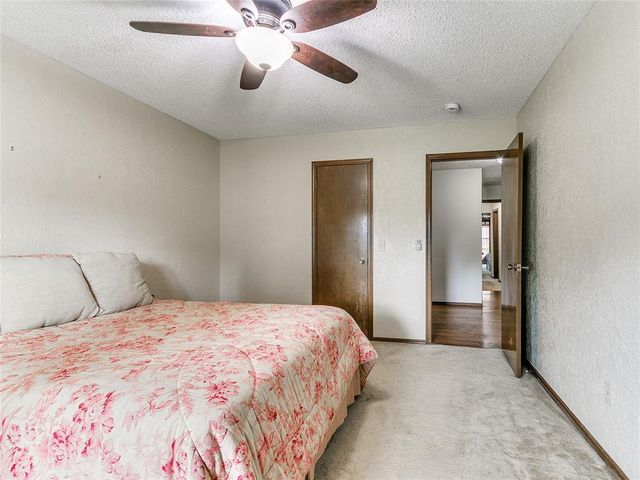 106 N Trail Ridge Road, Edmond, OK 73012