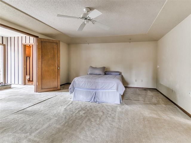 106 N Trail Ridge Road, Edmond, OK 73012