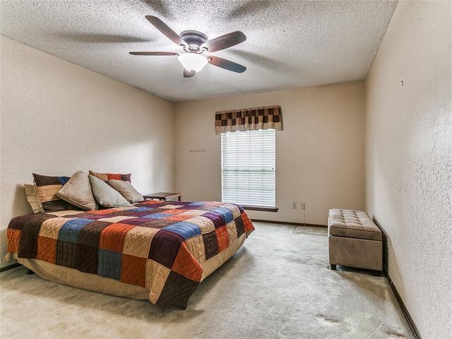 106 N Trail Ridge Road, Edmond, OK 73012