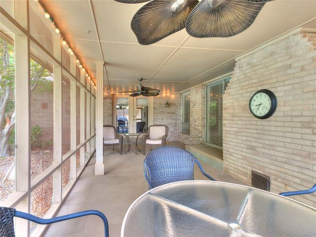 106 N Trail Ridge Road, Edmond, OK 73012