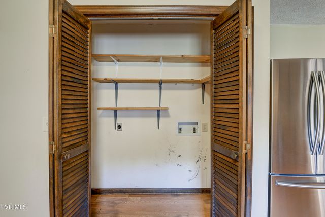 121 Mayfield Drive, Elizabethton, TN 37643