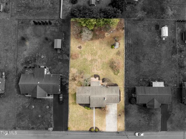 121 Mayfield Drive, Elizabethton, TN 37643