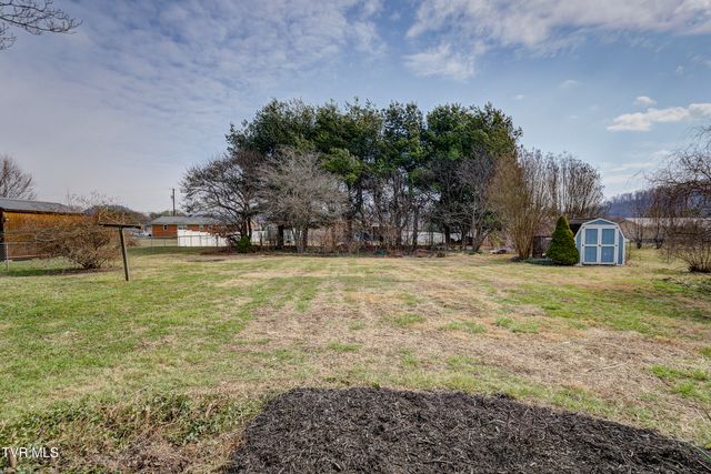 121 Mayfield Drive, Elizabethton, TN 37643