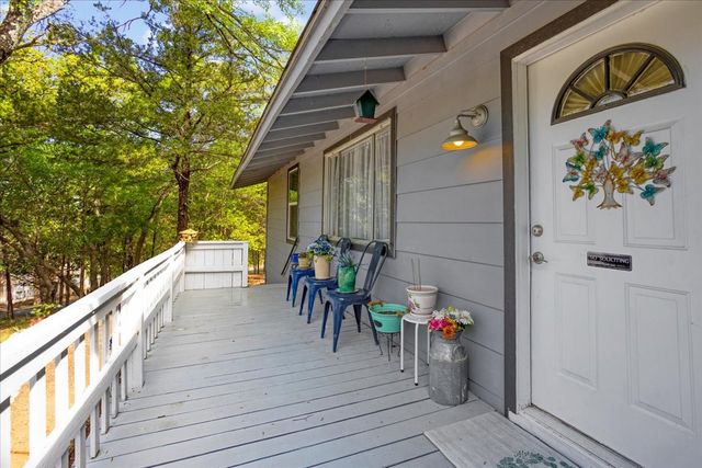 101 Lakewood Lane, Pottsboro, TX 75076