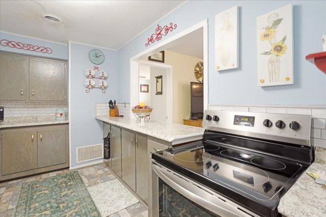 101 Lakewood Lane, Pottsboro, TX 75076