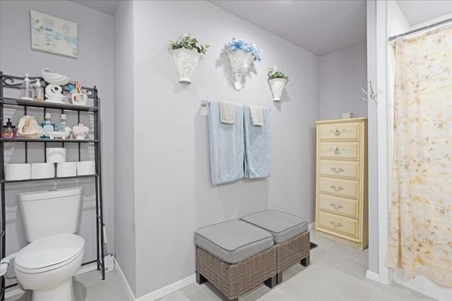 101 Lakewood Lane, Pottsboro, TX 75076