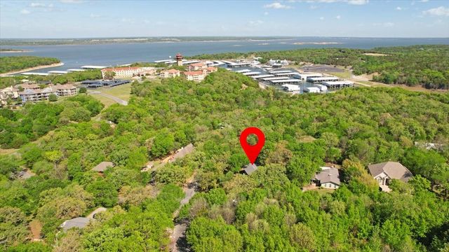 101 Lakewood Lane, Pottsboro, TX 75076