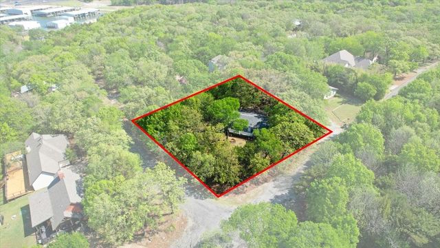 101 Lakewood Lane, Pottsboro, TX 75076